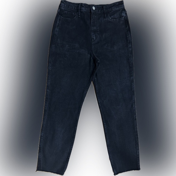 EUC Hollister SZ 27 (5R) black ultra high rise mom jeans/5-pocket/waist 28”-30” - Picture 4 of 4